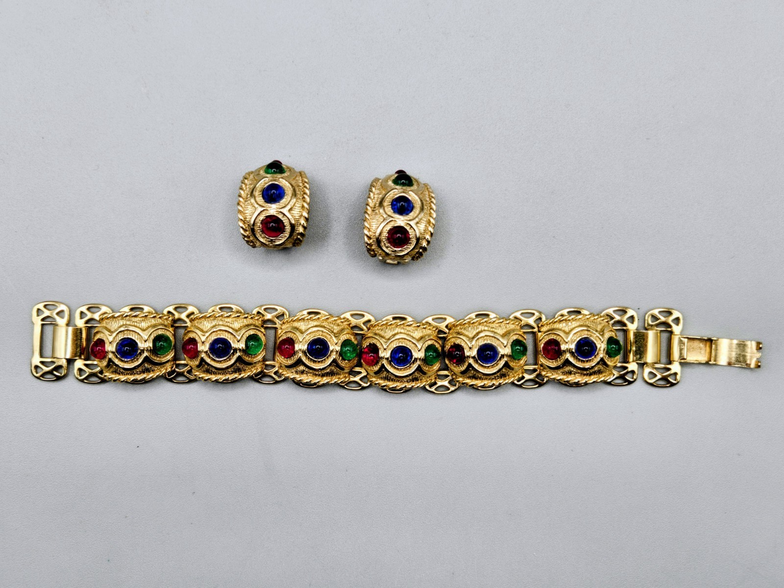 Vintage Chunky Filigree Cabochon Rhinestone Wide Panel Bracelet Earring Set