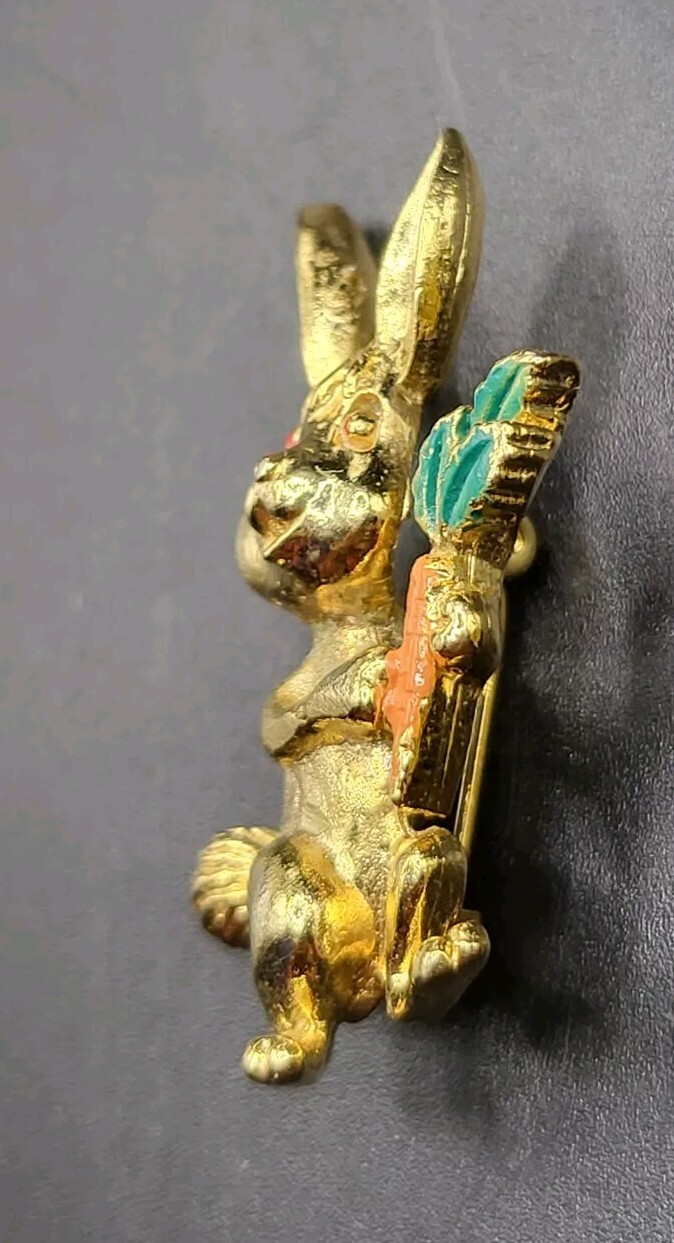 Vintage Gold Tone Bunny Rabbit Holding Carrot Enamel Brooch Pin