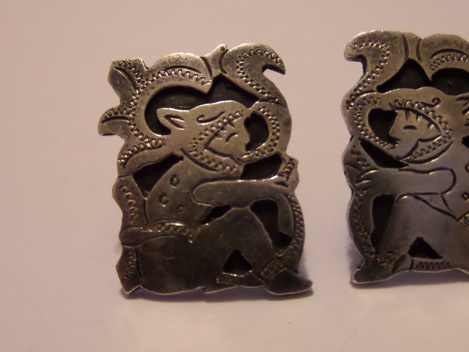 VINTAGE STERLING GUATEMALA SCREWBACK EARRINGS SIGNED R&M TESTED