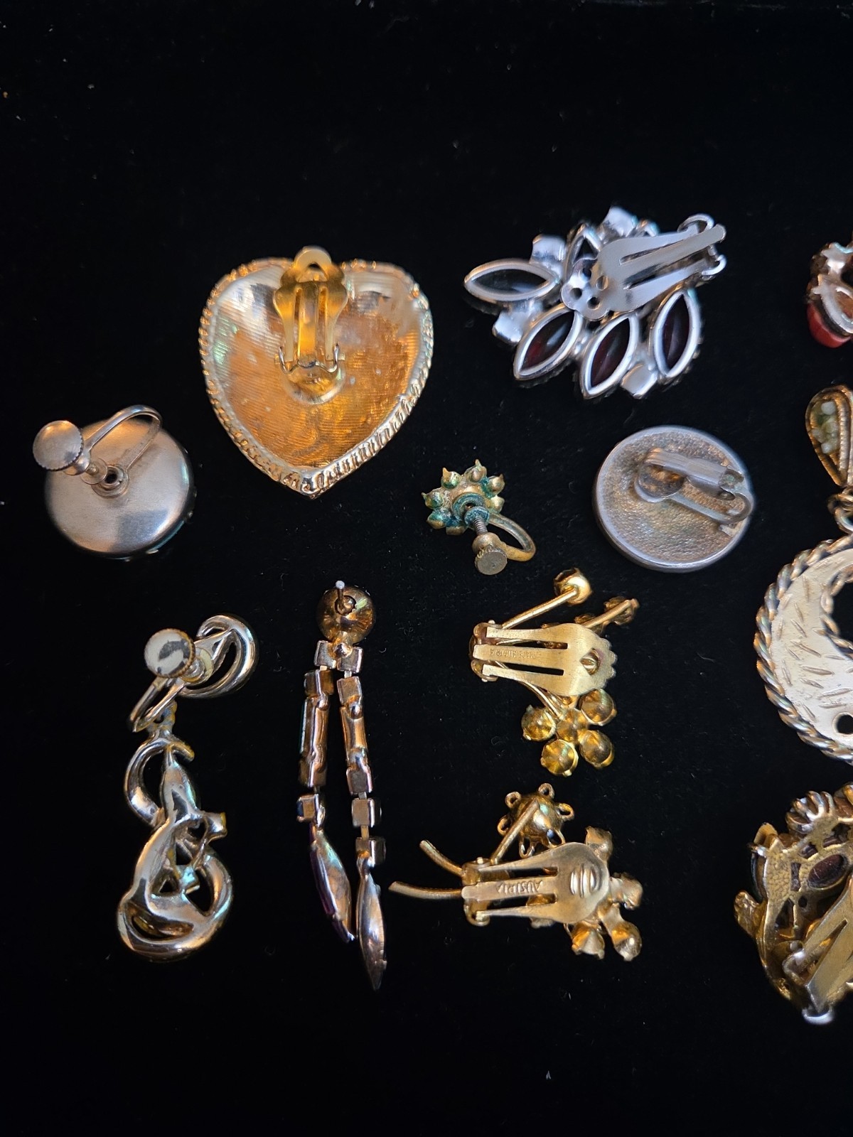 Lot Of Vintage Costume Jewelry Single Earrings Clip On Signed Arthur Pepper