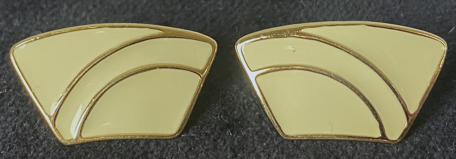 Vintage Signed Trifari Necklace & Earring Set w/4 earring pairs, 1 Brooch, 1 Pin
