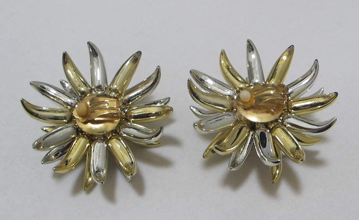Huge 2-3/8” Diameter 1-1/5” Tall 2-Tone Gold Silver Tone Fireworks Clip Earrings