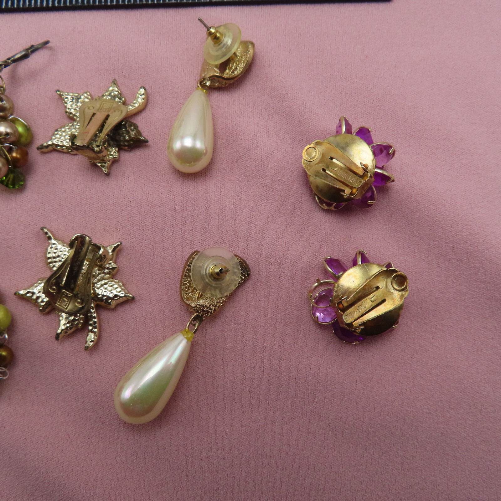 6 Pair Earrings Vintage Signed Purple Green Rhinestone White Leaf Pearl Lot 84c