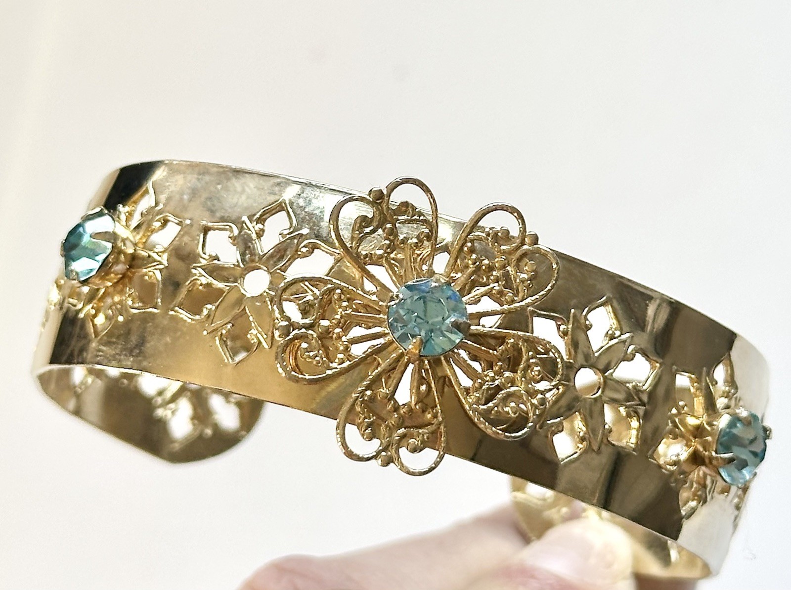 Vintage Set Rhinestone Brooch Pendant Blue Glass Prong Cuff Chain Clip Earrings