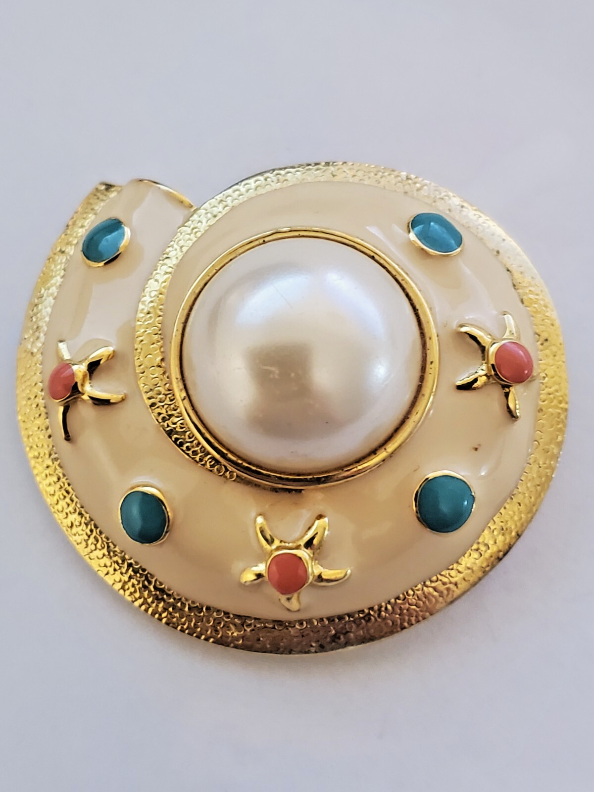Designer Style unsigned Sea Shell Nautilus Metal Enamel 1 7/8″