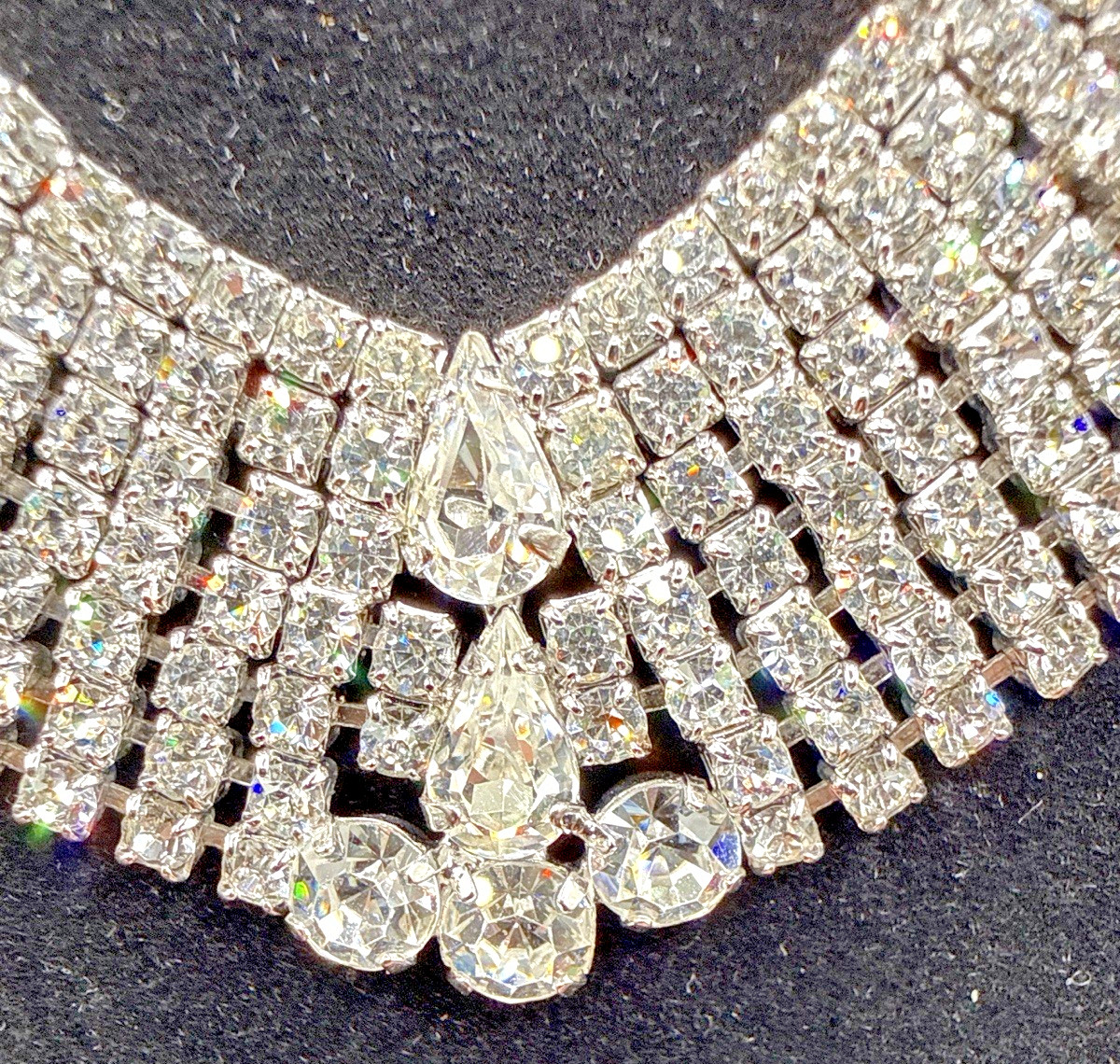 Vintage Rhinestone Fringe Bib Necklace Silver Tone Statement Necklace 15”