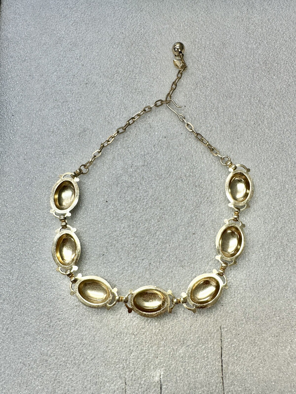 VTG Signed Marino Gold Tone Puffed Oval Framed Links Hook And Ball Clasp 17”