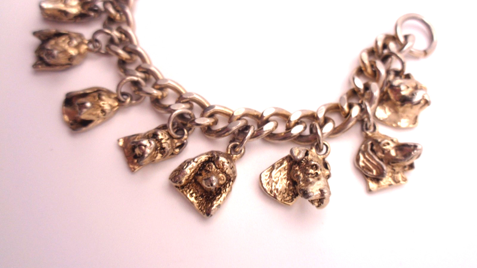 Vintage Super Fun Oval Chain Link Charm Bracelet 14 Different Dog Head Charms