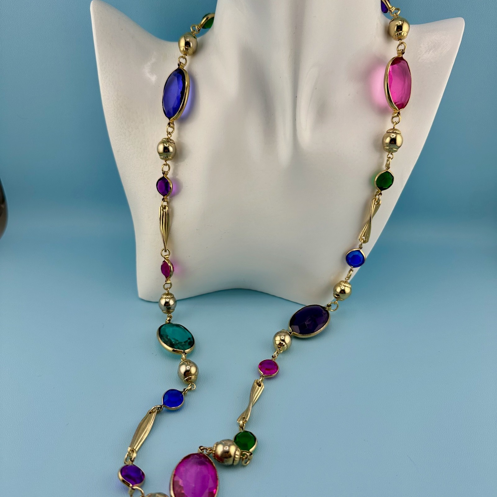 Vintage Open Bezel Lucite Necklace Gold Tone Multicolor Oval Round Faceted