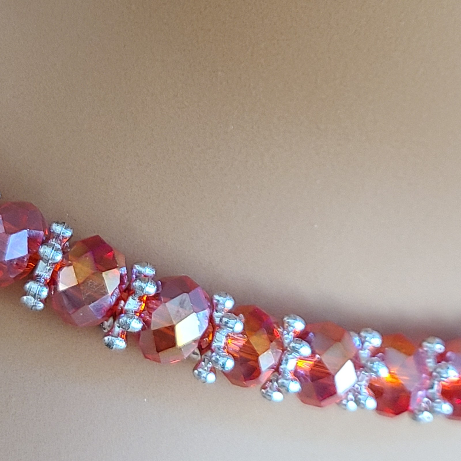 Vintage Fire Red Aurora Borealis AB Faceted Glass Crystal Choker Necklace 18.5”
