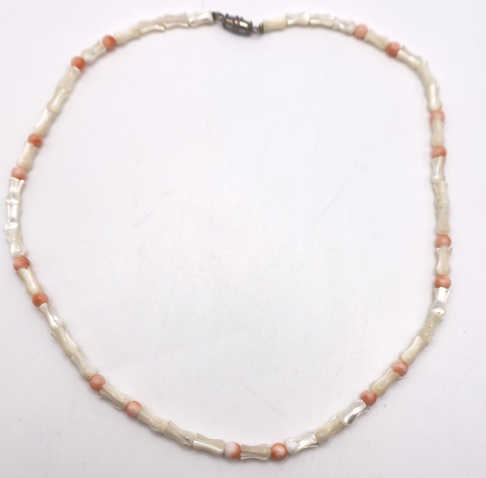 Vintage Angel Skin Coral Mother of Pearl Carved Tulips Necklace 16.5 in