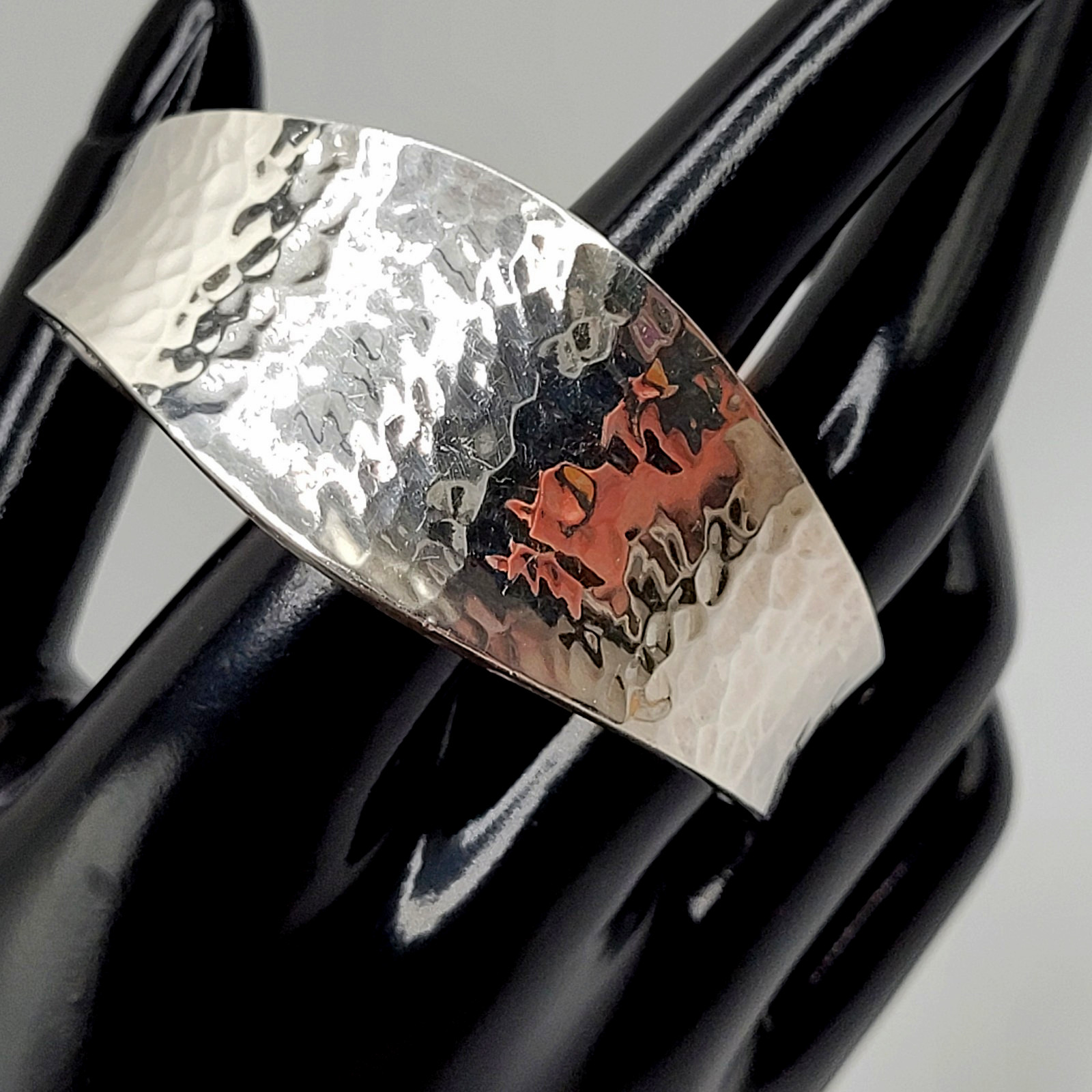 ATI Mexico 925 Sterling Silver Hammered Recessed Wave Cuff Vtg Bracelet 19 Grams