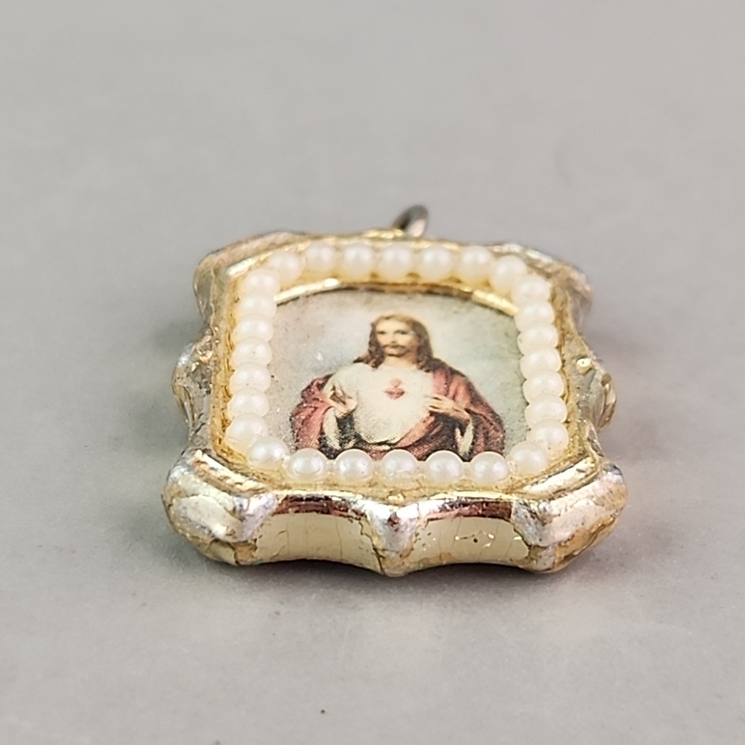 Vintage Religious Pendant Necklace Double Sided Jesus Mary Gold Tone 18″