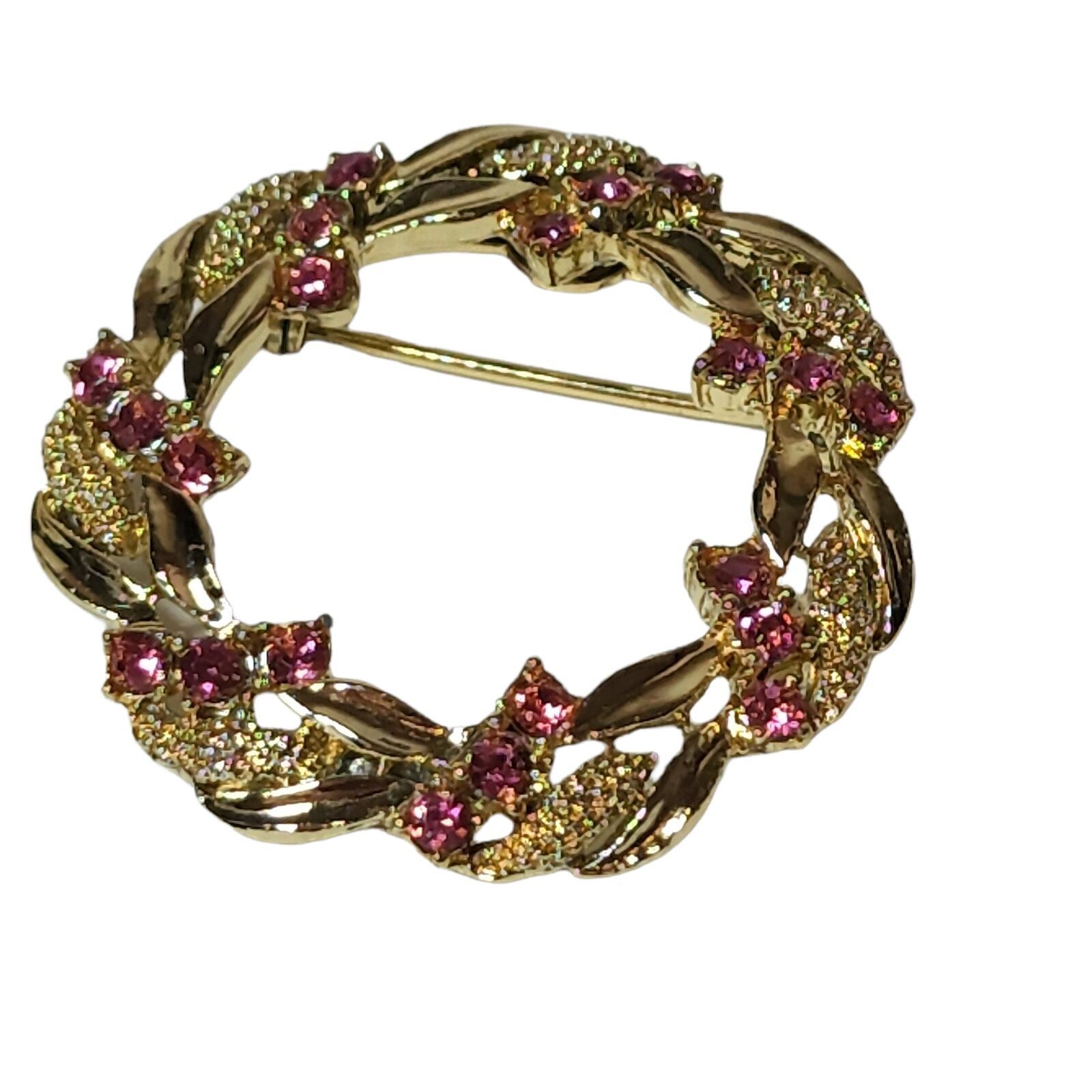 Vintage Signed Garry’s Brooch Gold Tone Pink Rhinestones Wreath Circle Floral