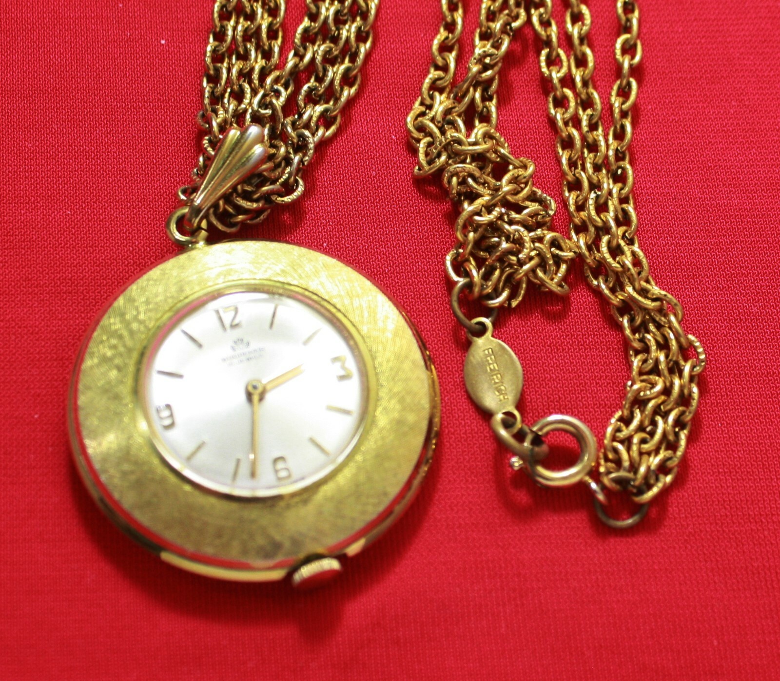 BUCHERER Swiss 15 Jewels Manual Wind Watch Pendant Runs & Multi-strand Necklace