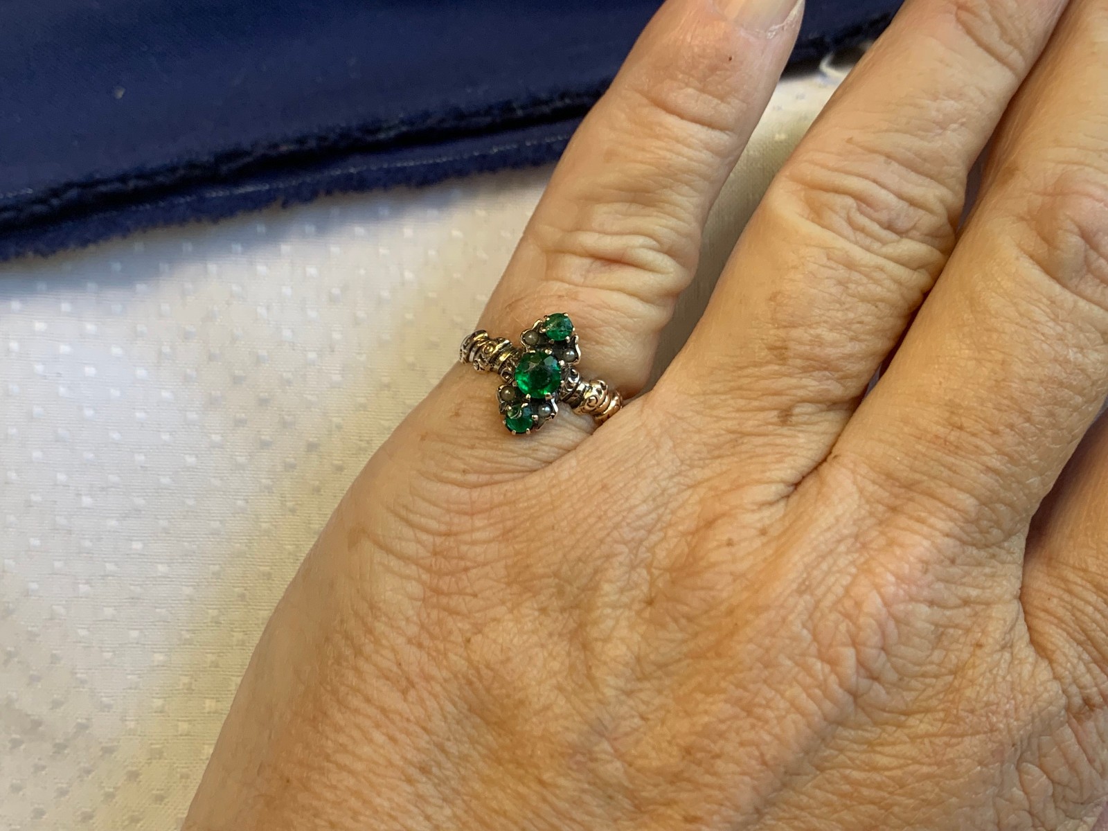 Antique Gold Filled Ring 2.09g Jewelry Size 6.75 Band Green & White Stones *READ