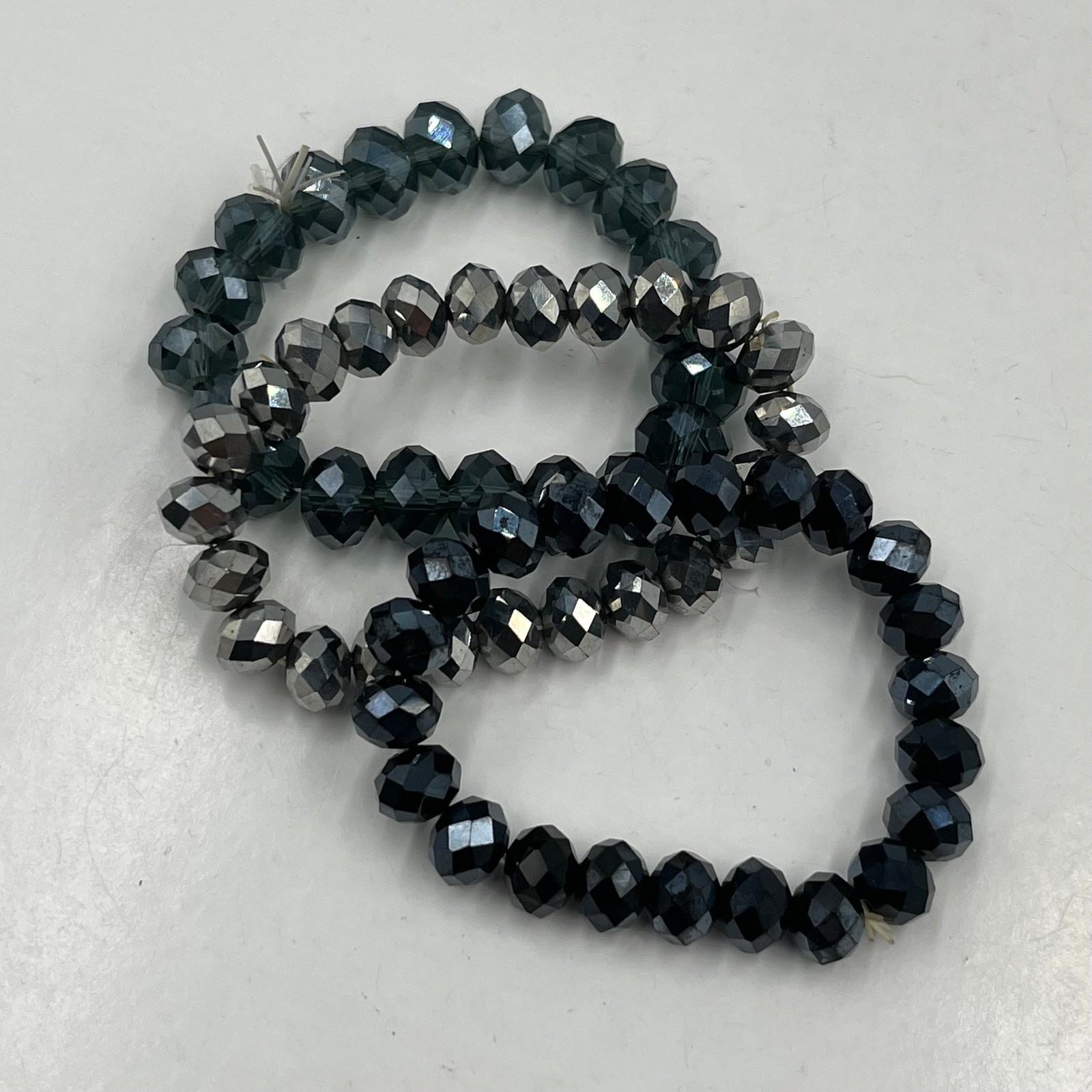 Vintage Faceted Glass Bead Jewelry Set – Graduated Necklace & 3 Stretch Bangles