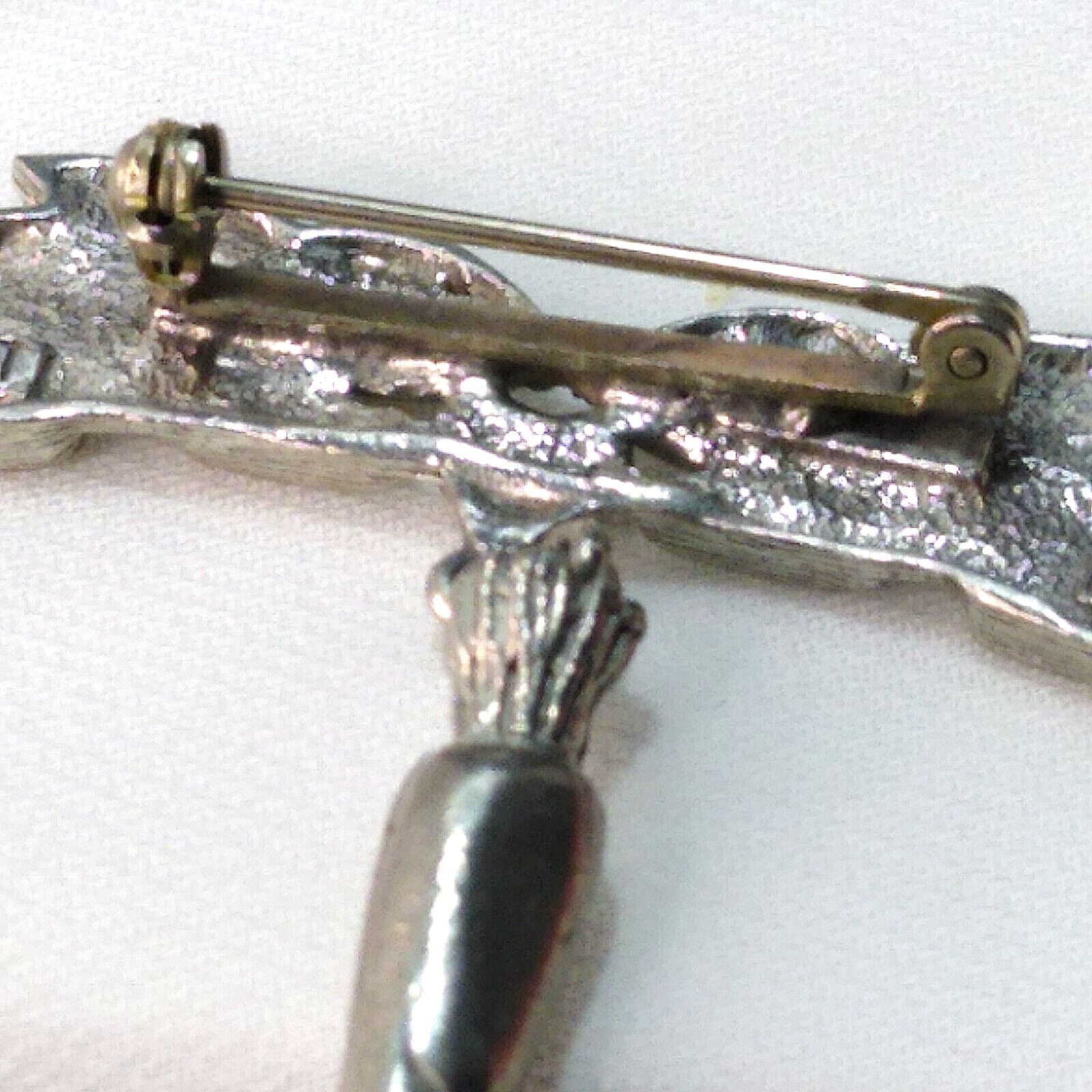 CLIFT Double Heart Rabbits w/Carrot Charm VTG Pewter Metal Pin 2″ Designer!