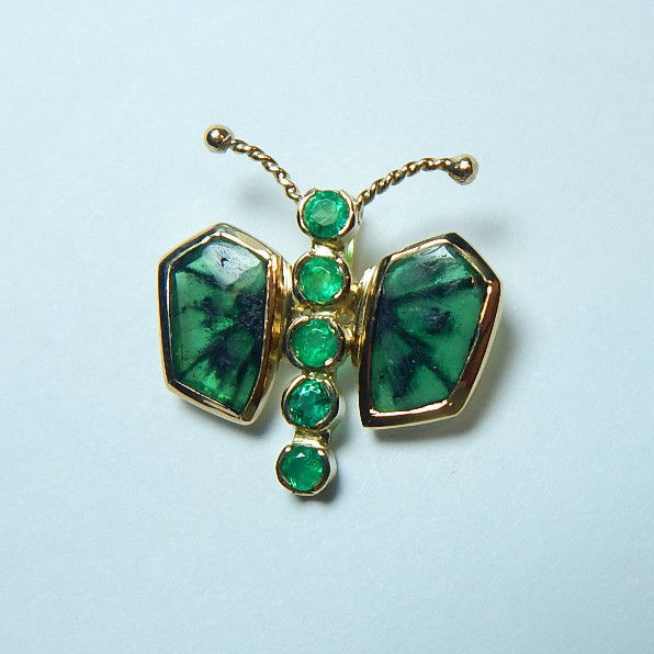Colombian Trapiche Emerald 3.12 TCW Butterfly Pendant 18K Y Gold Jewelry Muzo M