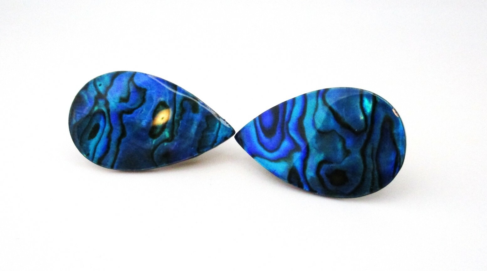 Vintage Abalone Shell Acrylic Post Earrings Blue Green Swirls Lovely 41-15