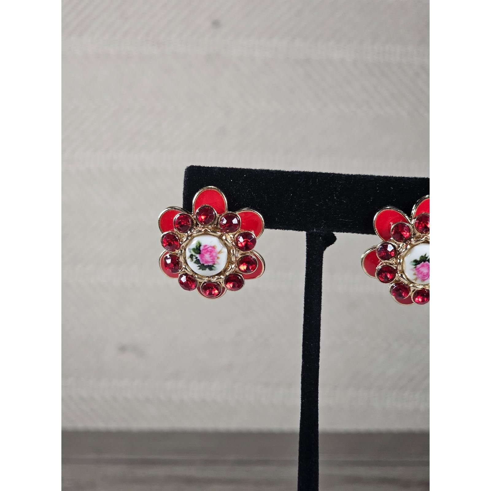 Vintage Red Floral Stud Earrings Rhinestone Rose Enamel Gold Tone