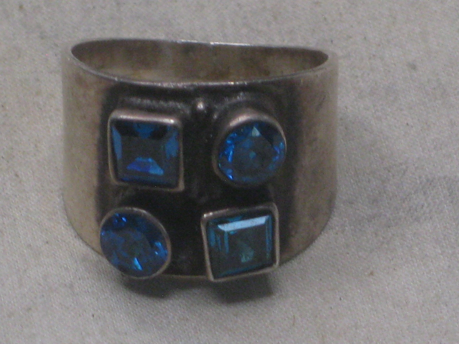 vintage sterling silver ring size 6 polished faceted blue inlaid gemstone jewel