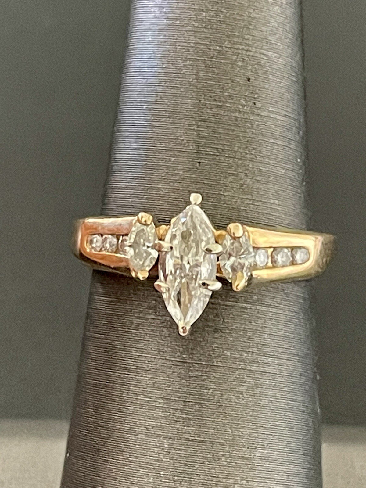 14KY 0.65CTW Center Diamond 0.35CTW Diamond Ring SIze 6 (I9)