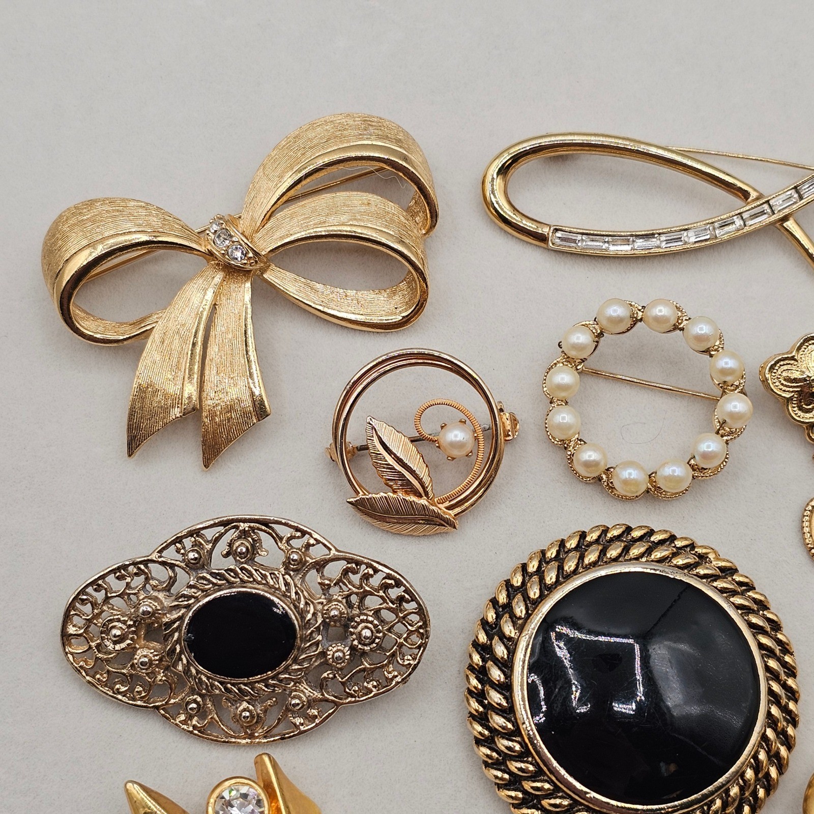 Gold Tone Brooch Lot 13pc Gold Tone Faux Pearl Enamel Rhinestone Avon Monet Pins