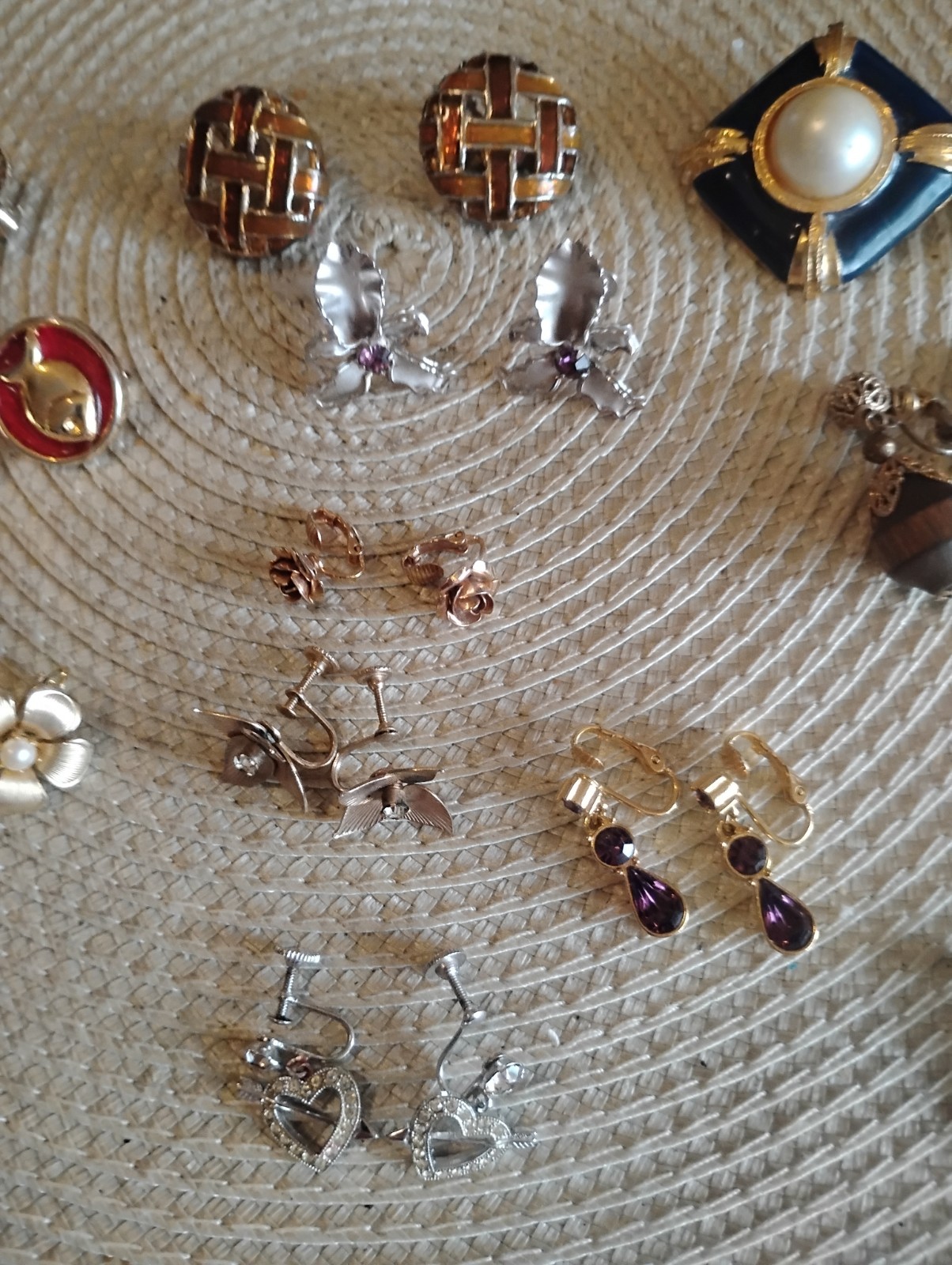 Vintage Lot Of 18 Vintage Pairs Of Clipon Earrings
