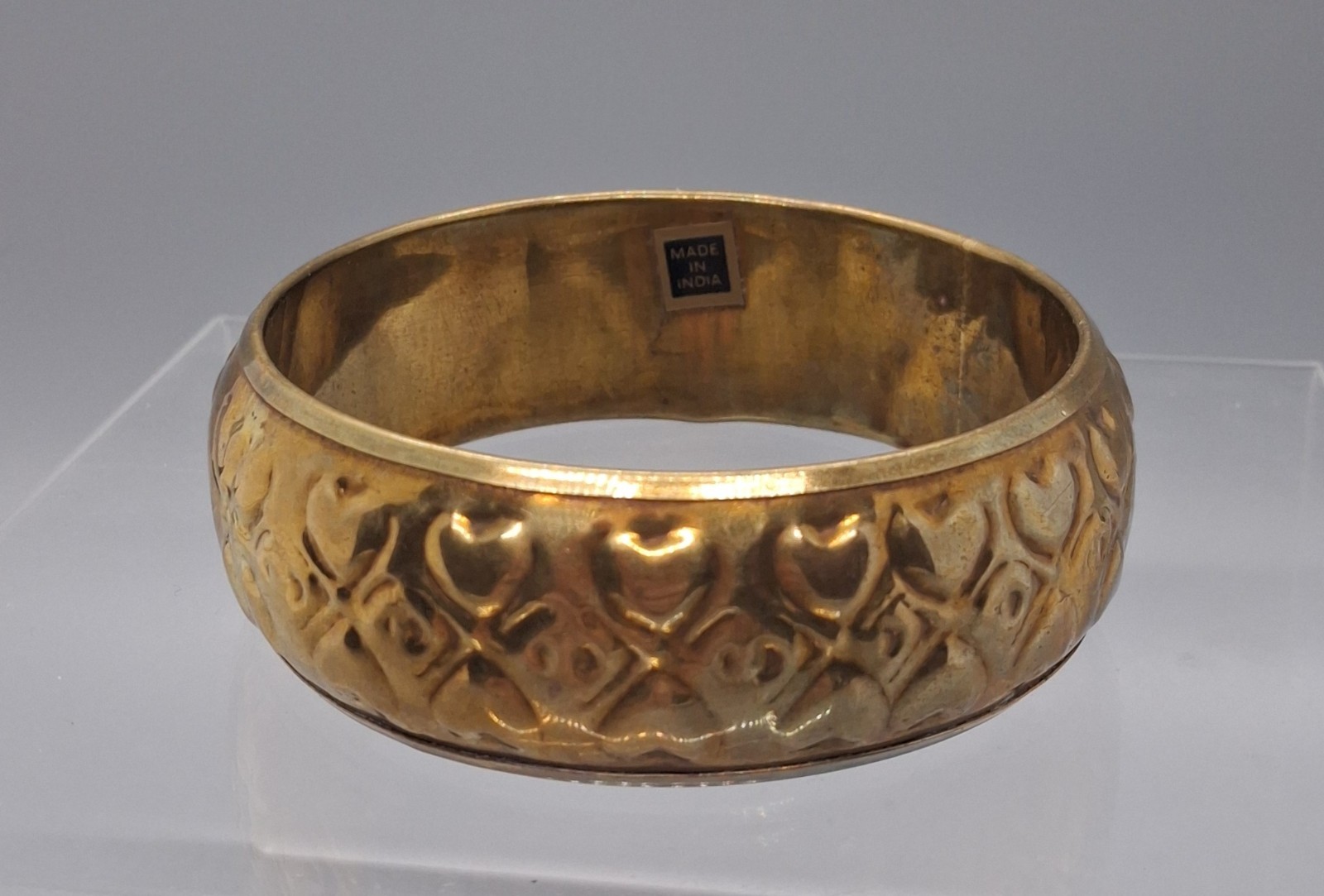Wide Brass Chunky Bangle Embossed Heart Pattern Vintage Bracelet