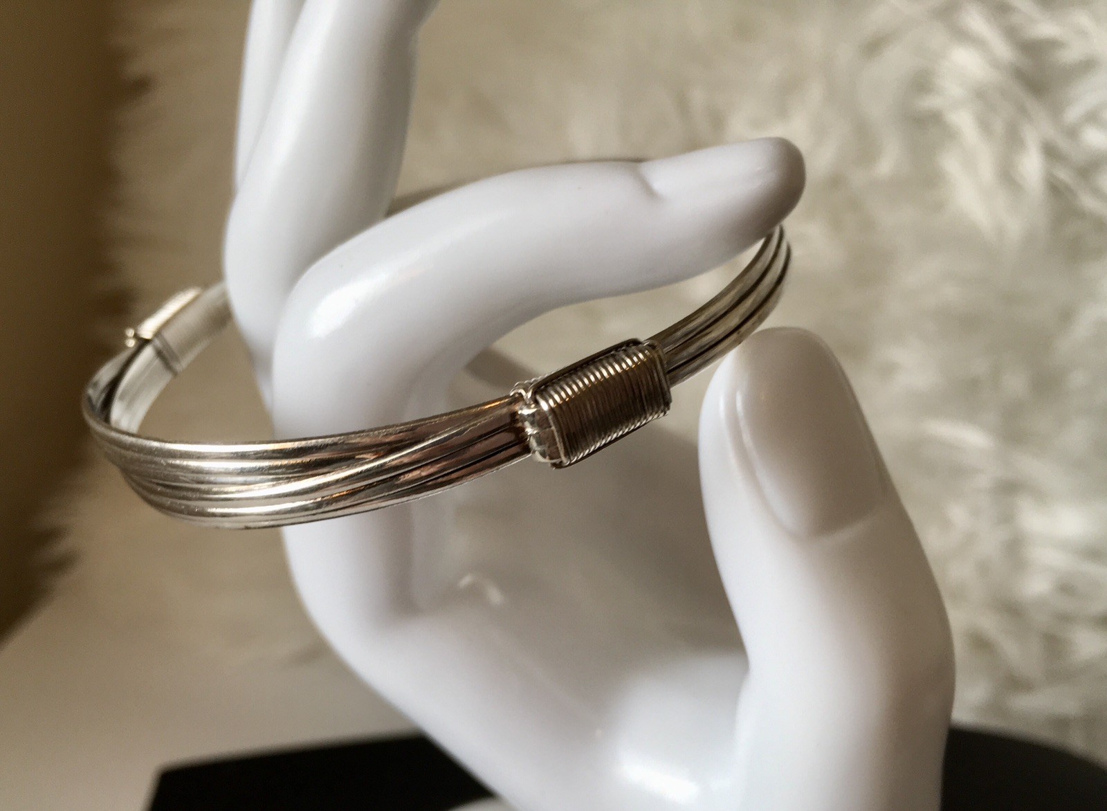 Sterling Silver Modernist Wire Bangle Adjustable Wrap Tension Bracelet 8.5”