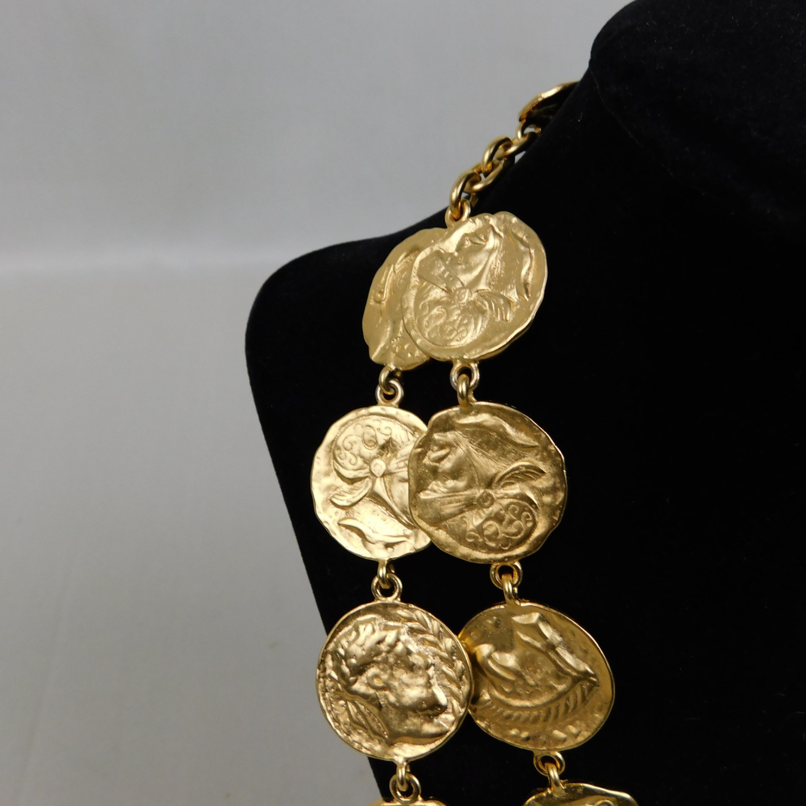 Vintage 1980s Gold Tone Double Strand Roman Coin Necklace #77