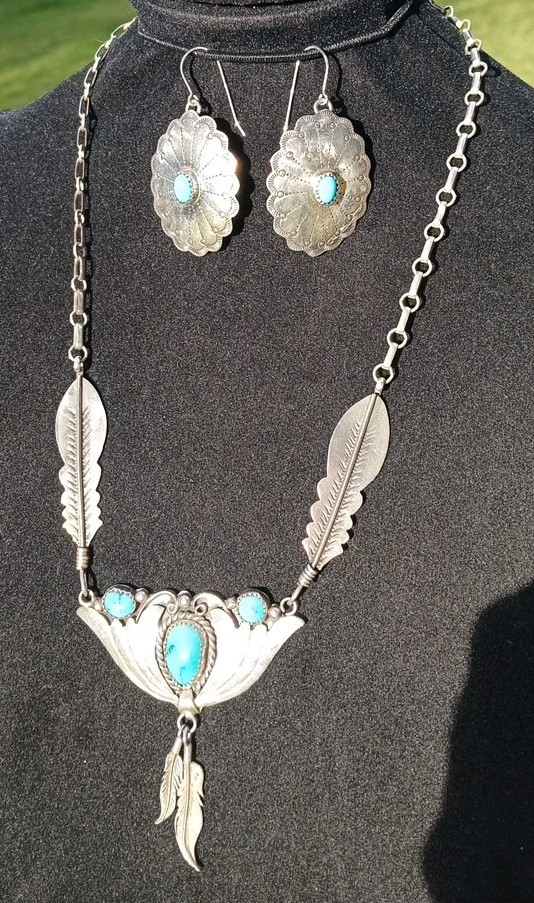 VINTAGE TURQUOISE NAVAJO STERLING SILVER FEATHER NECKLACE & EARRINGS