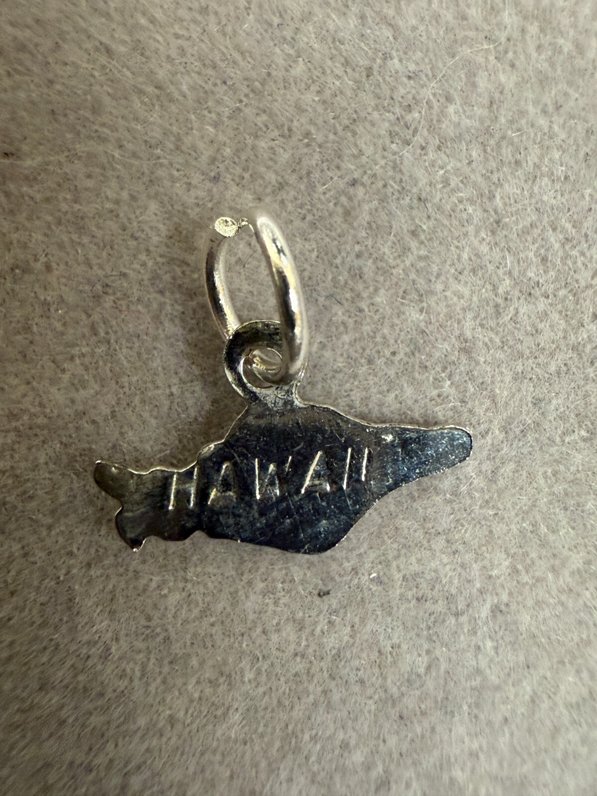Vintage Designer Sterling Silver Hawaii Souvenir Collectible Charm Pendant 2742