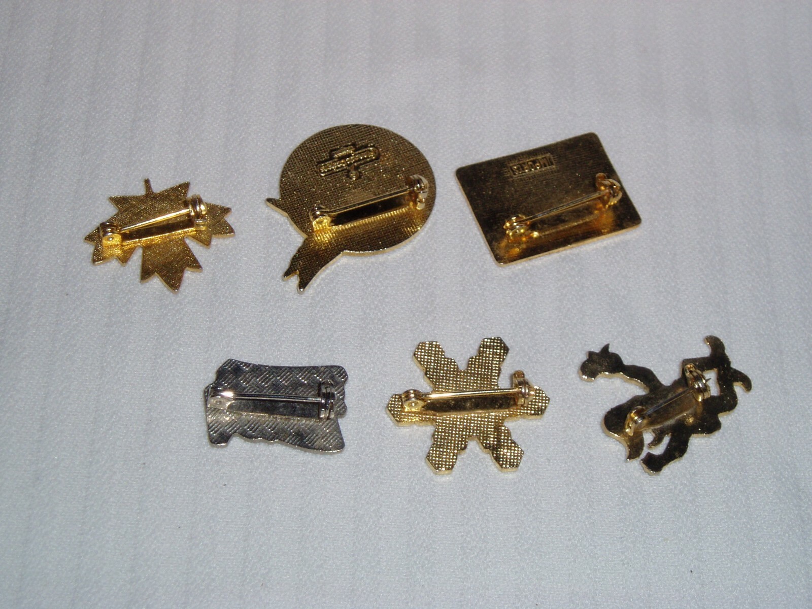 VIntage 6 TACK PINS “STATE PINS CA, CO, TAHOE, OR and more Gold Tone Metal