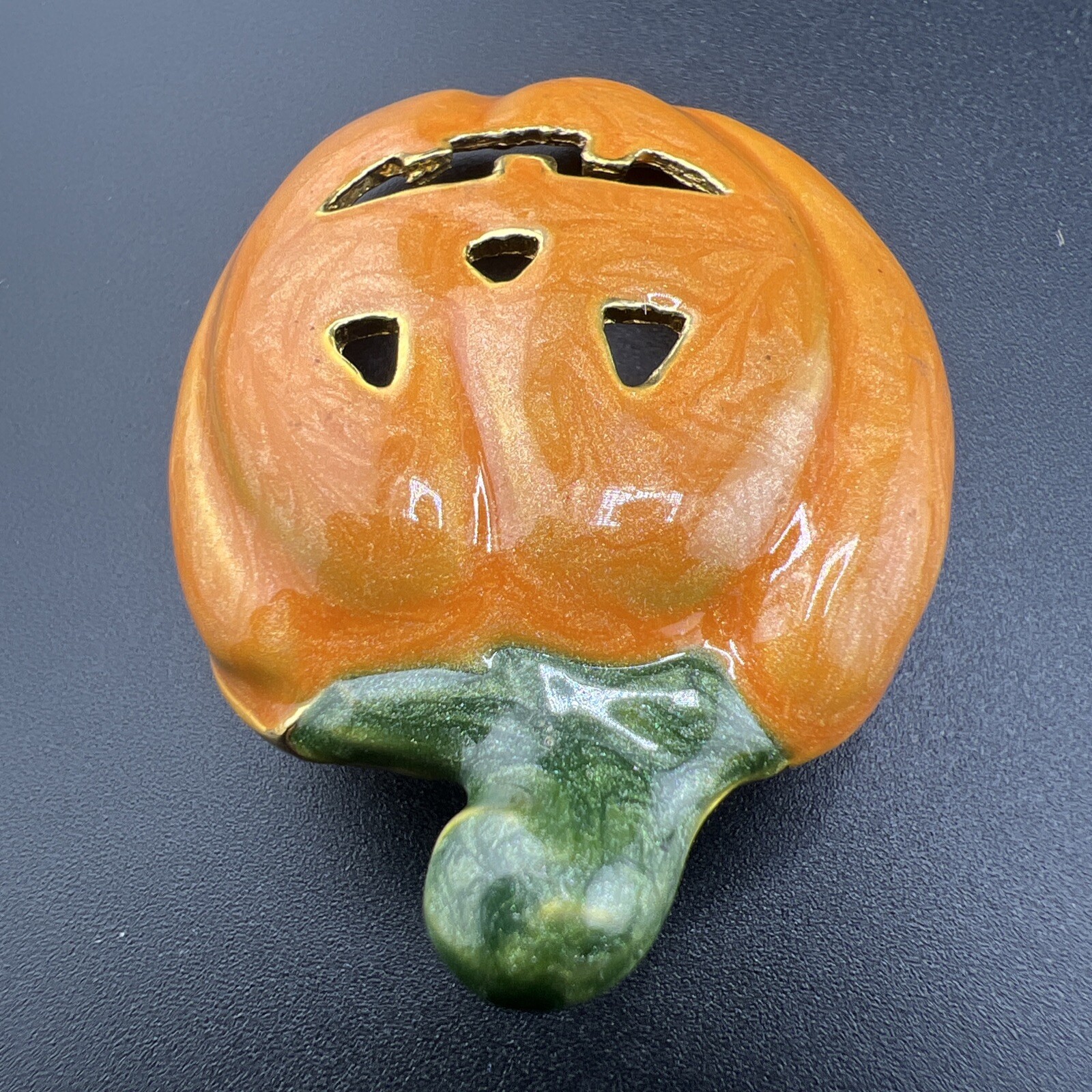 VINTAGE Orange Green Enamel Halloween Brooch Pin *A53