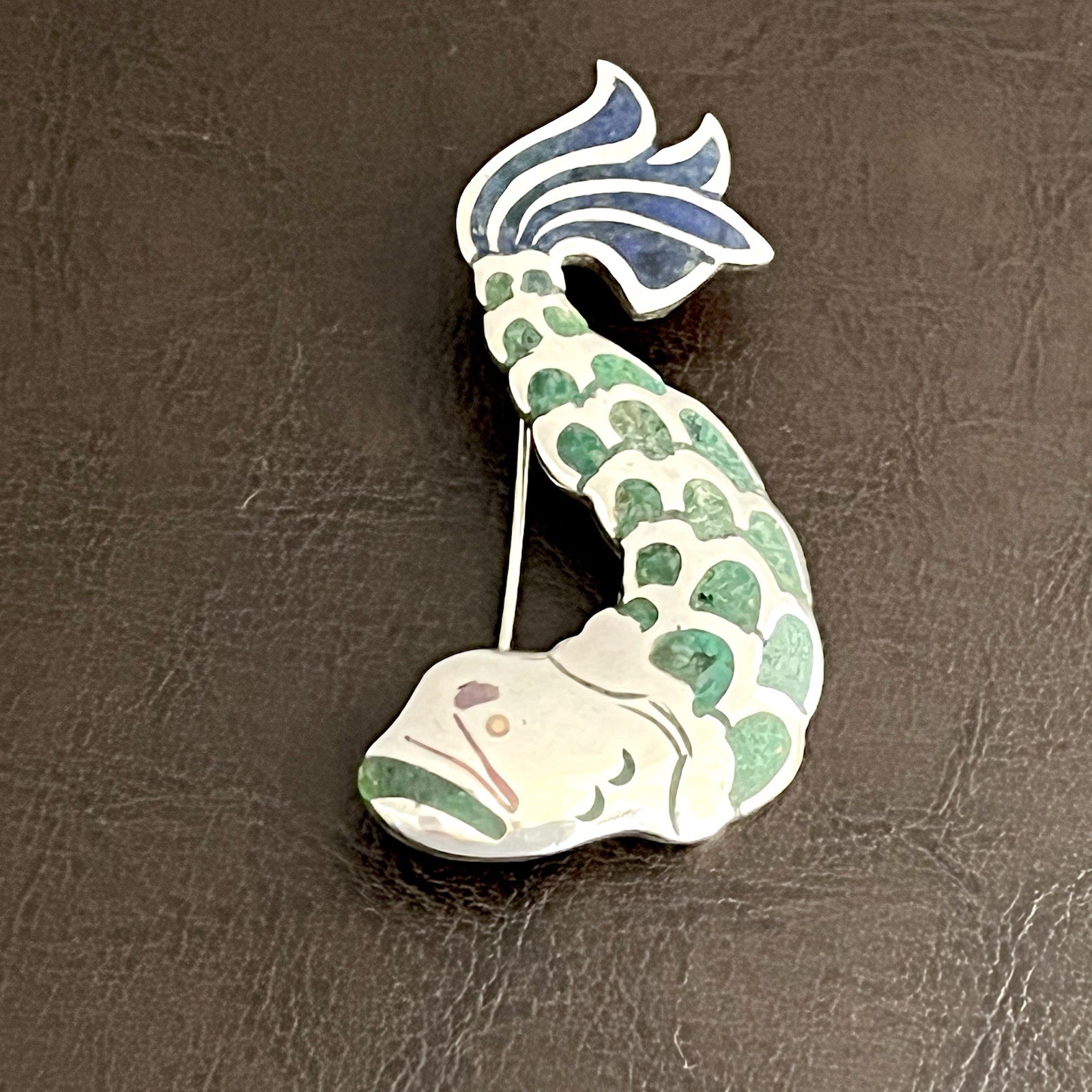 Vintage Los Castillo sterling silver crushed stone inlay fish pendant or brooch