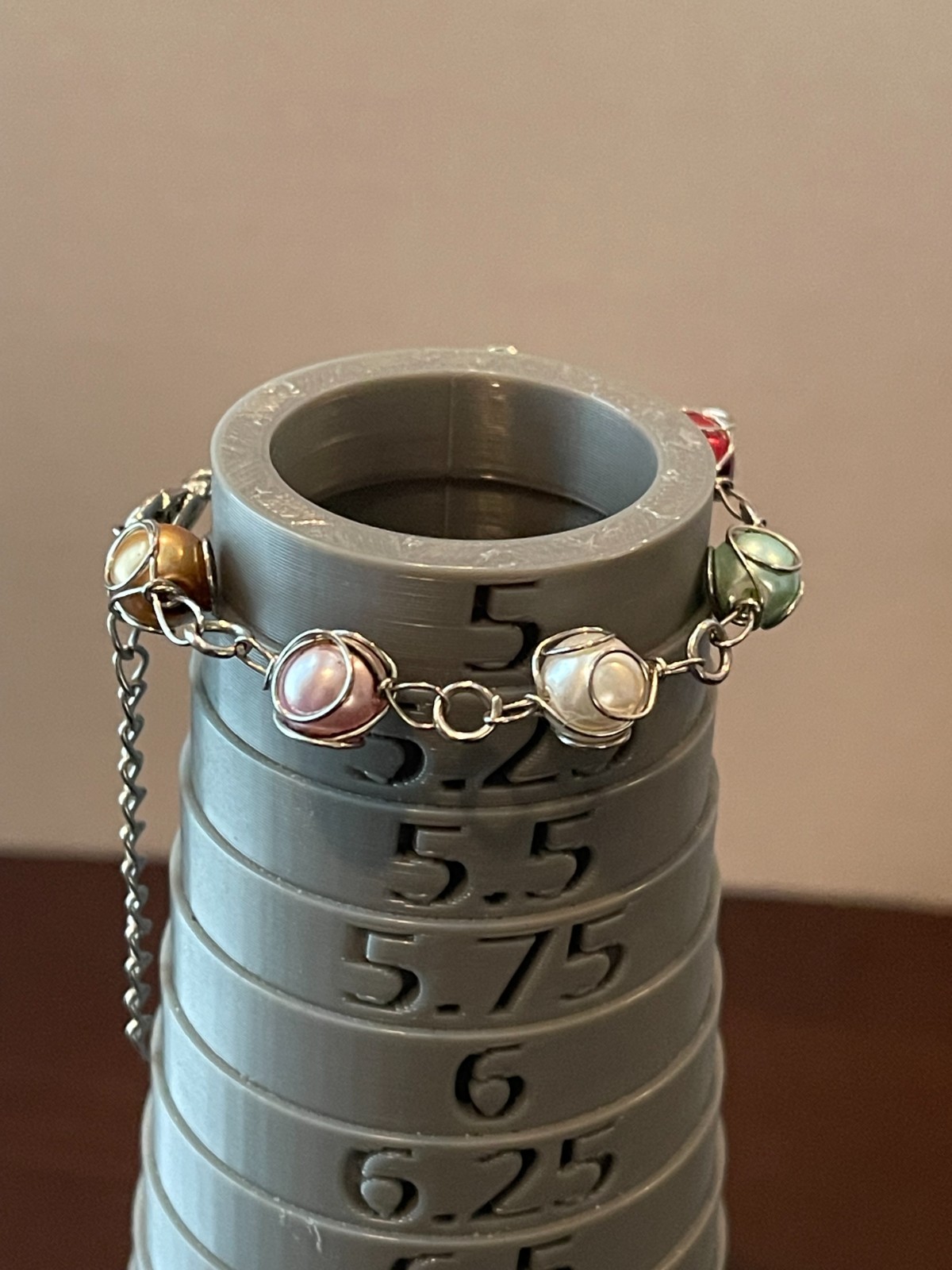 Wire-Wrapped Beaded Bracelet Caged Link Bracelet Cute Dainty Silver Tone Glass