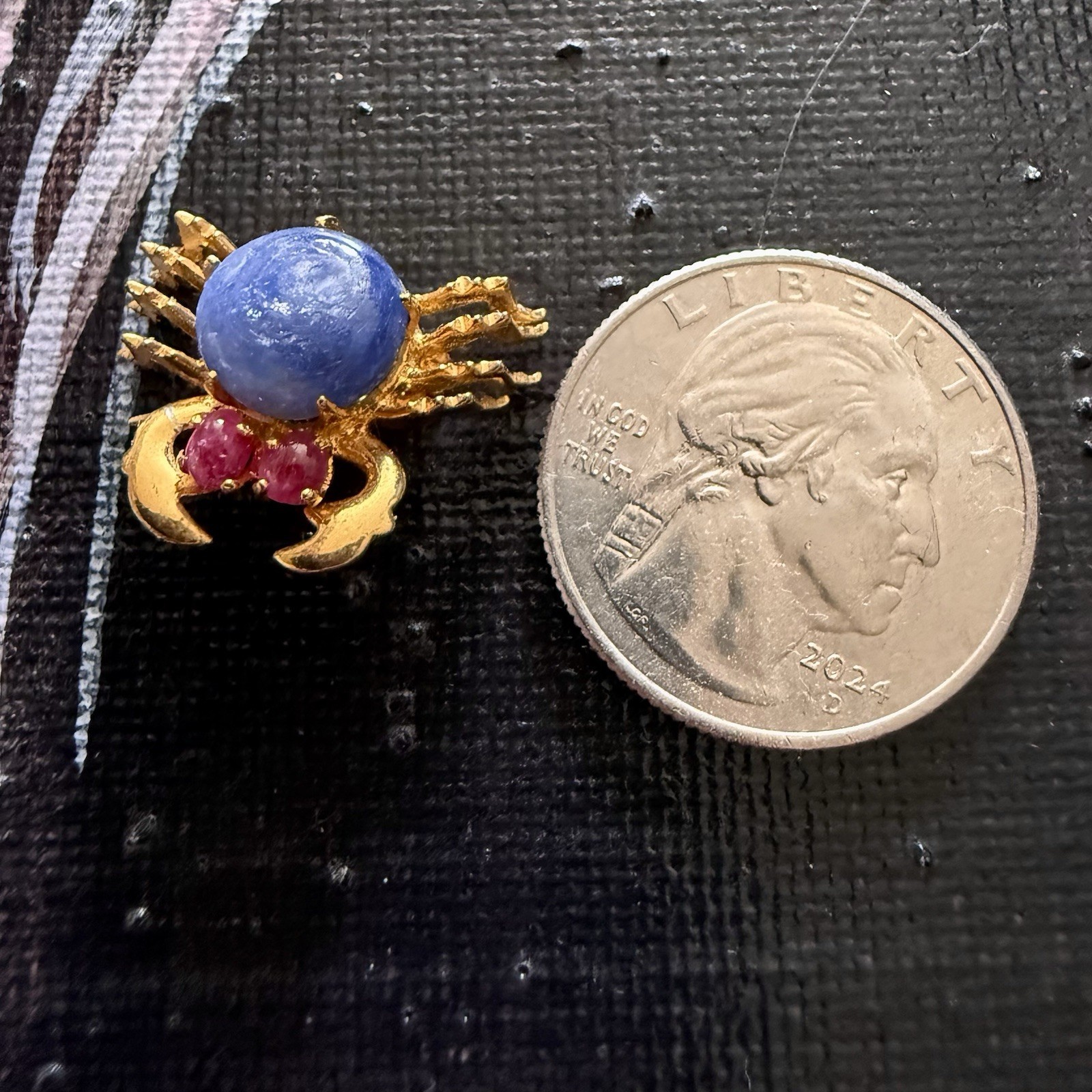 Vintage Jelly Belly Gold Plated Star Sapphire Ruby Eyes Crab C Clasp Pin Brooch