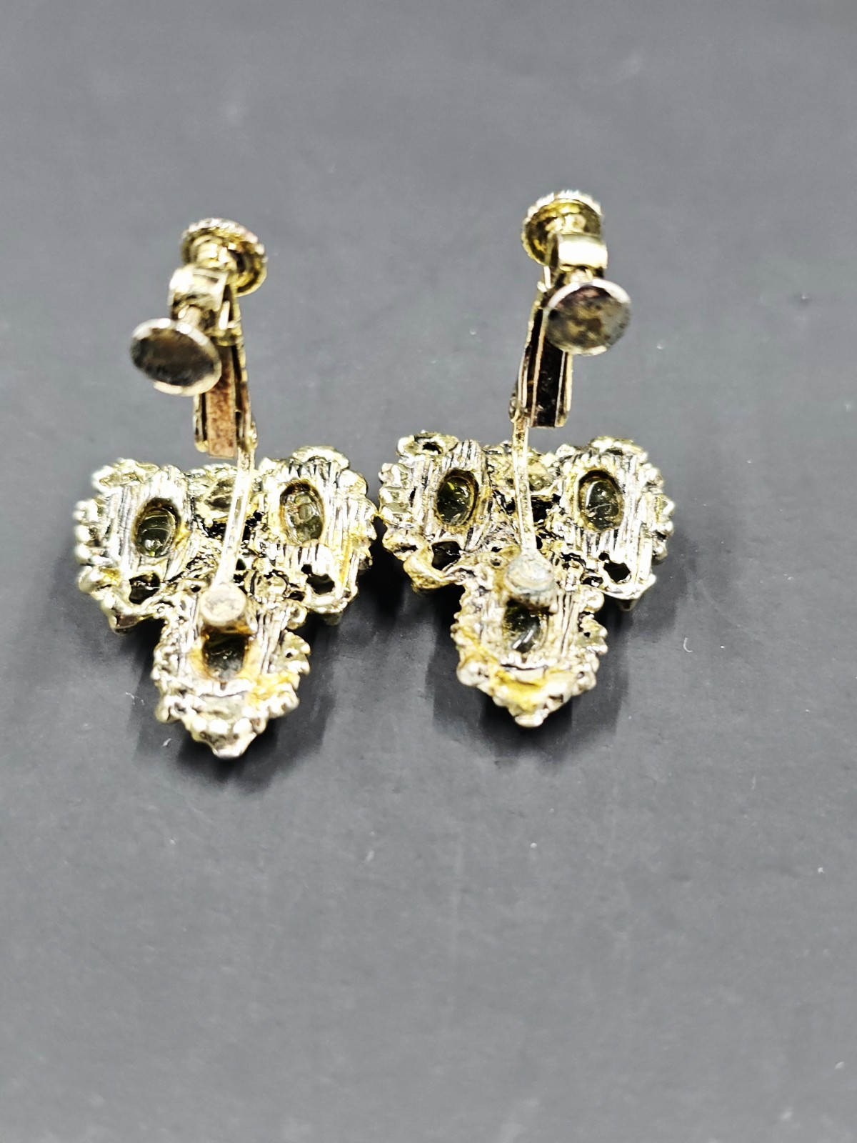Vintage Goldtone Green Glass Climber Adjustable Clip-On Earrings, 1″