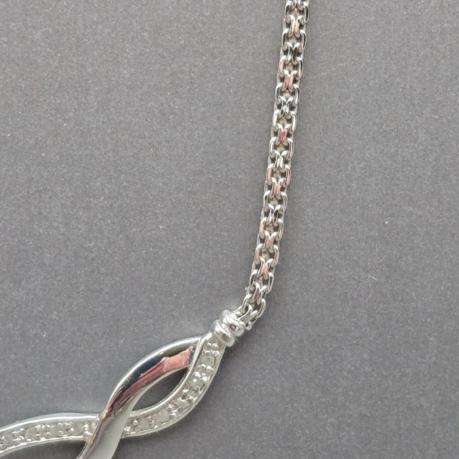 Vintage CW Sterling Silver CZ Infinity Wave Bar Choker Necklace 15″ Designer