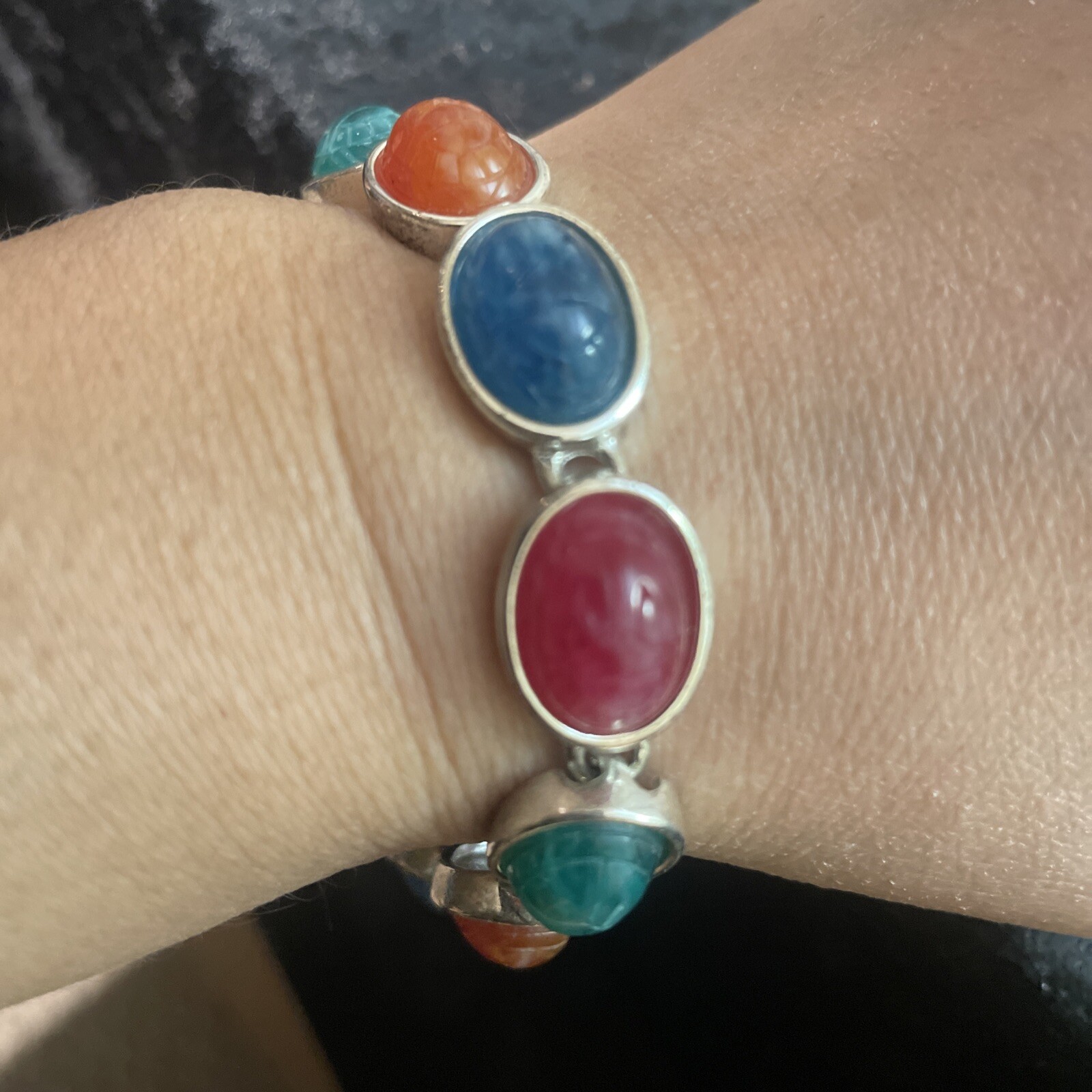 Vintage Scarab Bracelet Multicolor Silver Tone Magnetic buckle 7 Inch