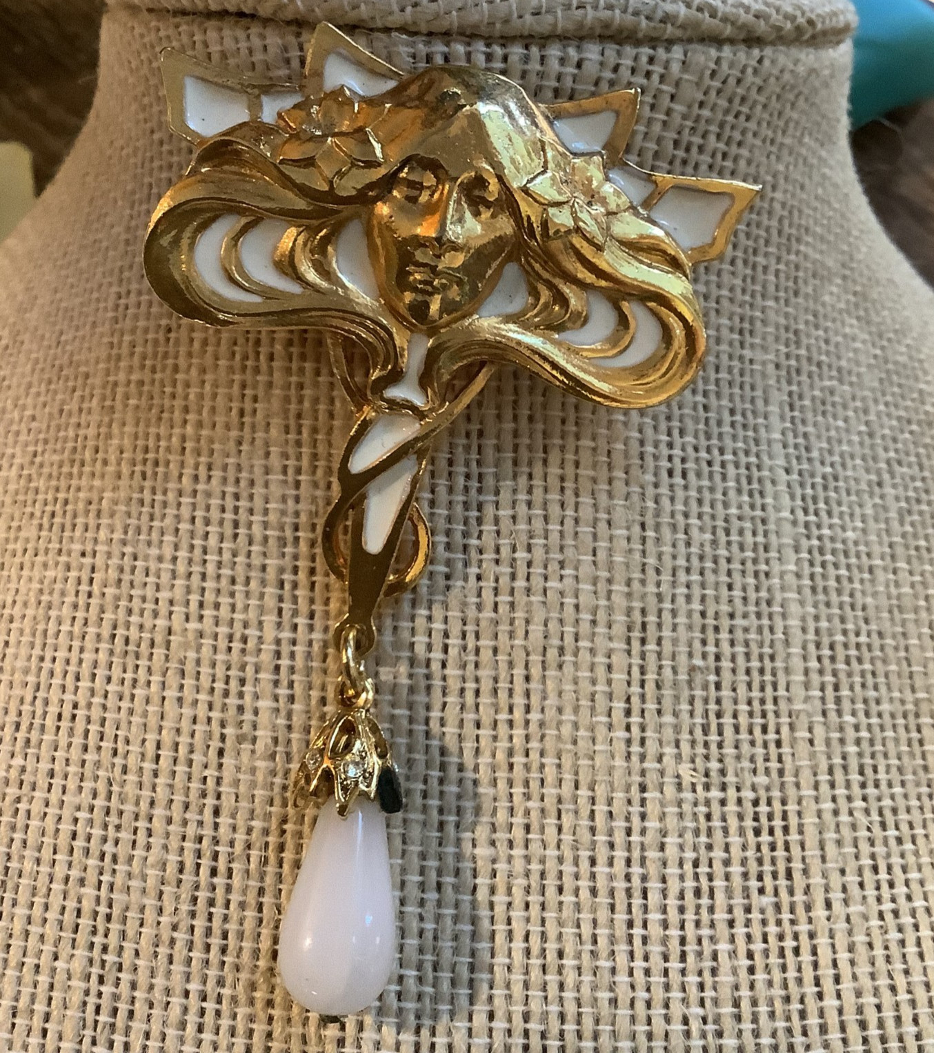 Fairy whimsical Gail Schubert Art Nouveau fantasy goddess gold vintage brooch 3″