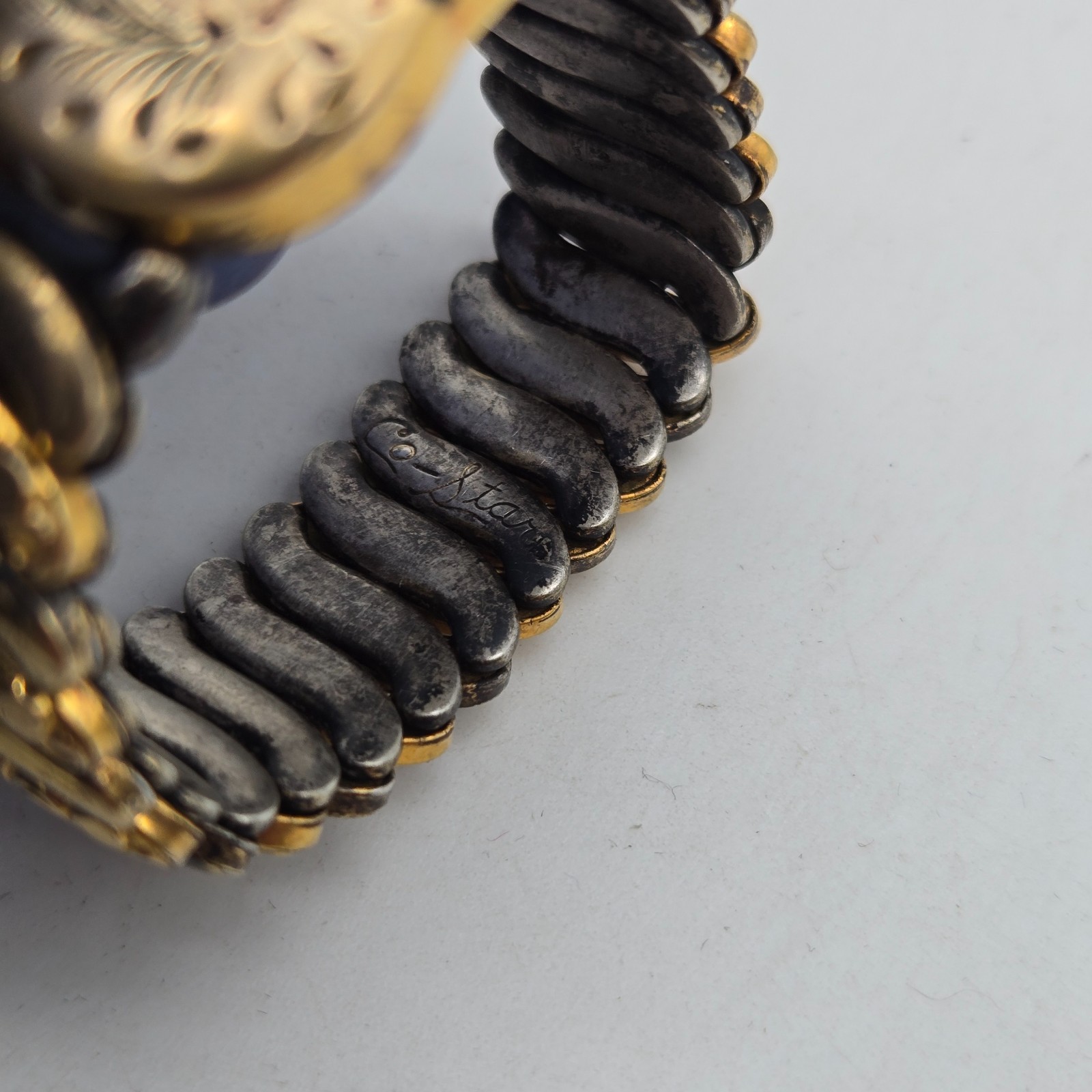 Vintage Co-Star 10k Gold-Filled Sweetheart Expansion Bracelet Stretch Heart