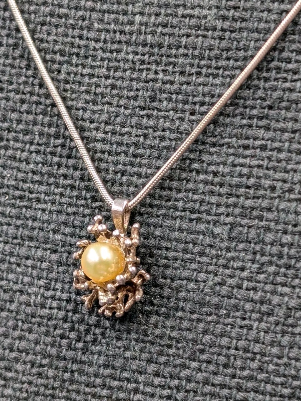 Vtg Sterling Silver Pearl Brutalist Bird Nest Pendant 16″ Snake Chain Necklace
