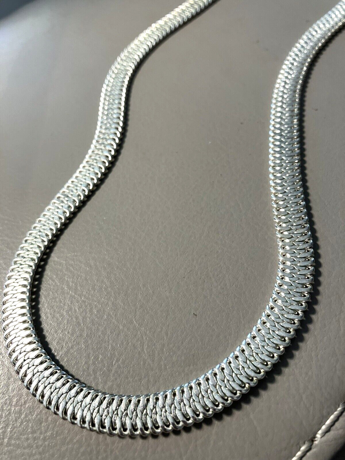 Vintage Napier Signed Silvertoned Flat Snake Style 1/4″W 20″L Necklace Estate