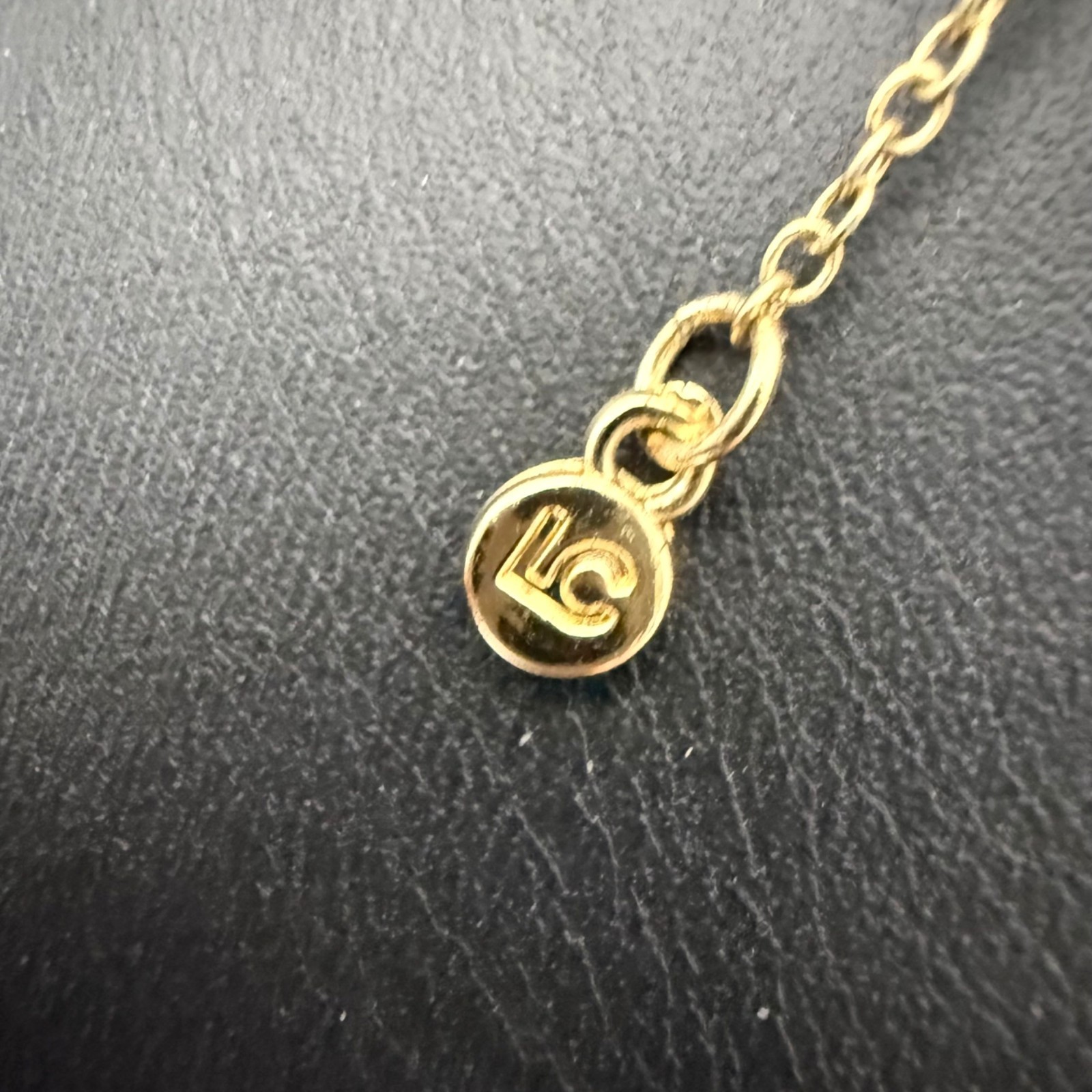 Liz Claiborne Necklace Honeycomb Minimalist Daily Wear Gold Tone 16 to 19 inches