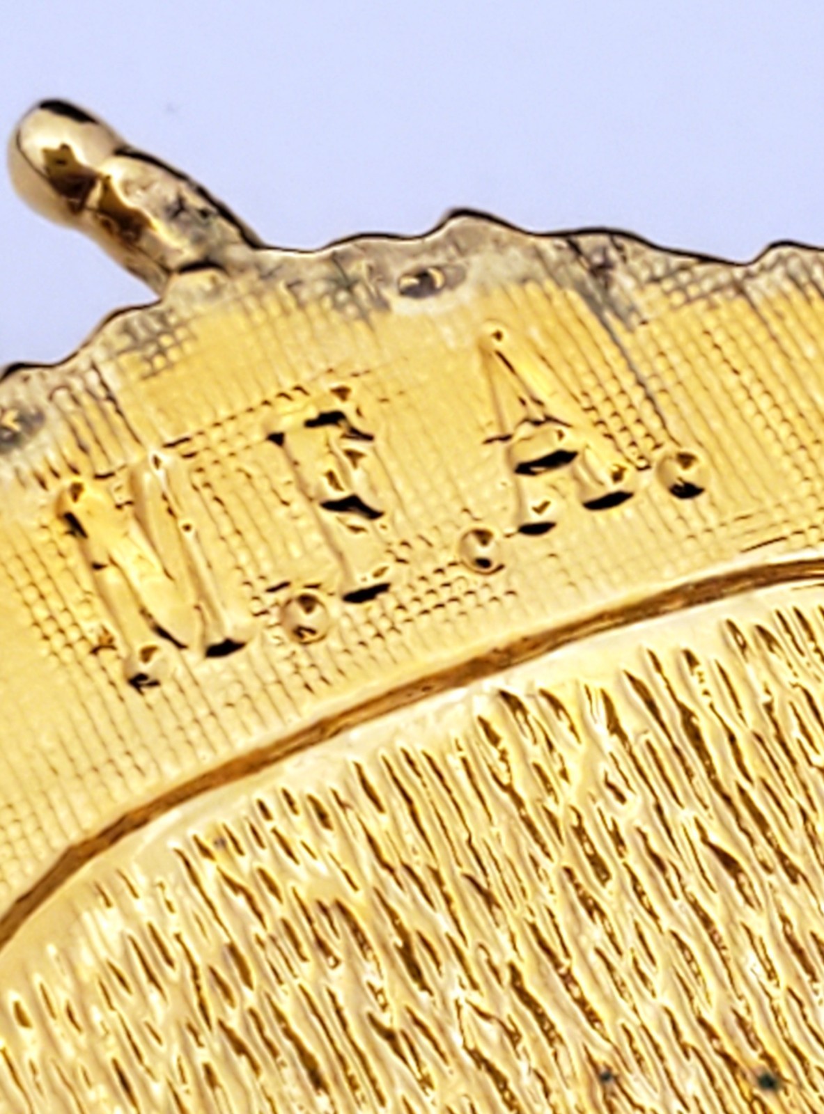 Vintage MFA Museum Of Fine Arts Boston Gold Tone Purse Locket Pendant Necklace