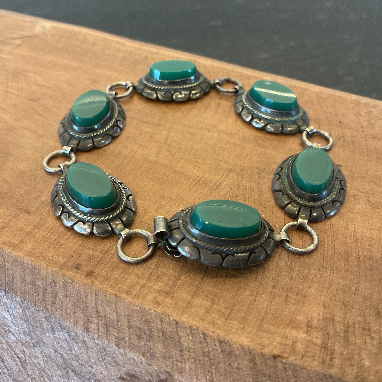 Vintage Mexican Sterling Silver With Green Onyx Stamped “Hecho En Mex”
