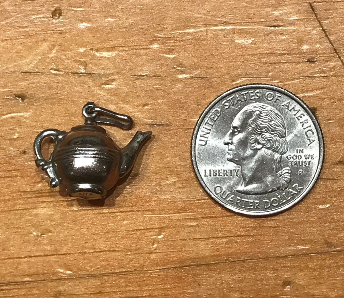 VINTAGE MARKED STERLING 3D TEAPOT CHARM